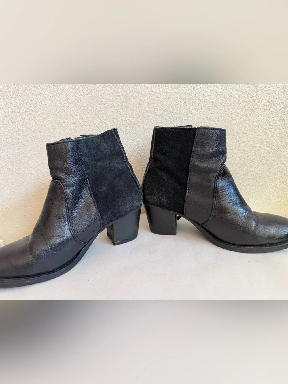 Carvela by Kurt Geiger Black Leather & Suede Studded Ankle Boots — EU 37